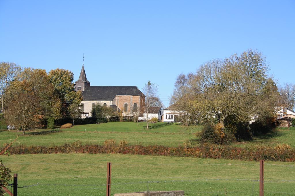 A L'Ombre Du Clocher Montbliart Buitenkant foto